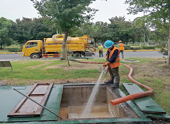和布克赛尔化油池清理