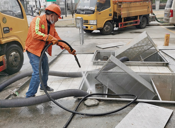 和布克赛尔隔油池清理